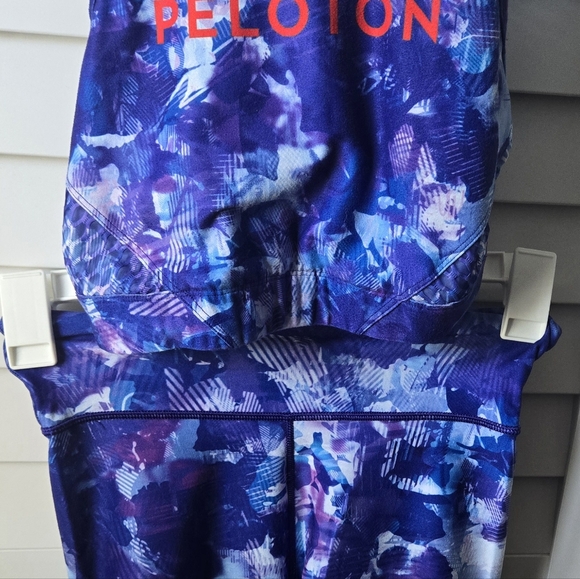 Peloton Women's Blue Moves Set Size Small - Picture 6 of 8
